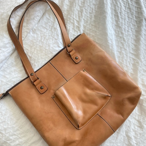 Beautiful leather bag - Picture 2 of 3